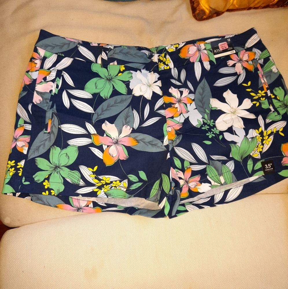 a.na twill short